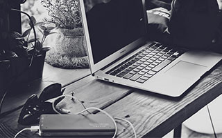 不莱梅主场惨遭绝杀大败收场